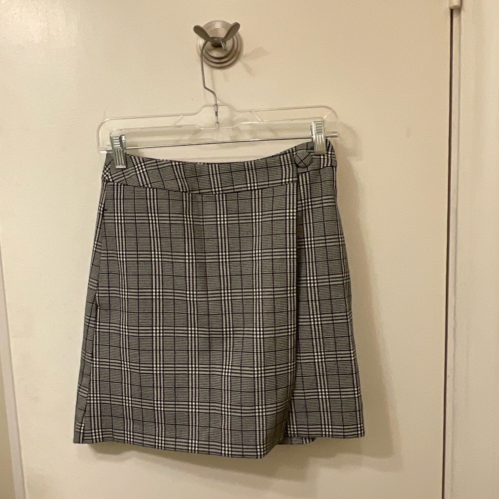 Plaid wrap skirt